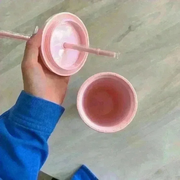 Barbie Tropical Tumbler with Pink Straw - 24 oz - Picture 2 of 2